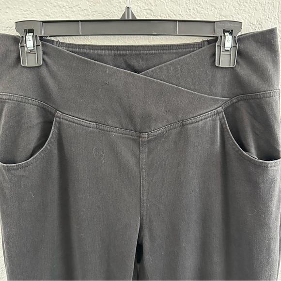 Halara Flex Denim High Rise Flare Pants Black NWT Large Tall - Picture 2 of 10